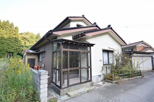 伏木矢田新町　貸家の物件外観写真